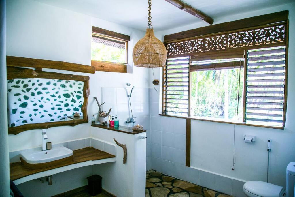 Beach-front Sumbawa Surf House