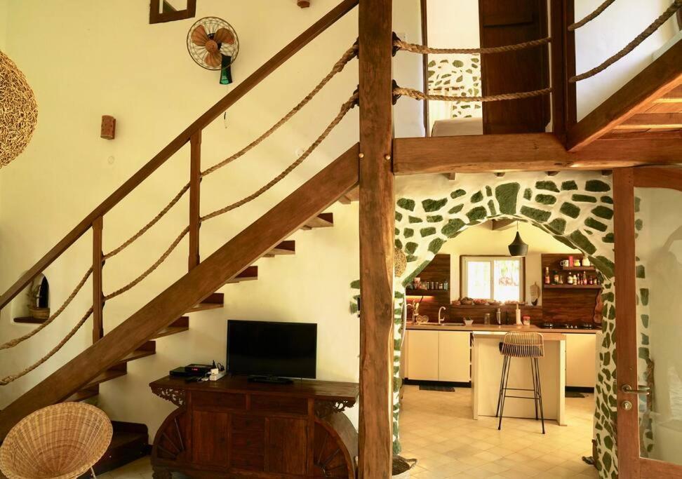 Beach-front Sumbawa Surf House Villa